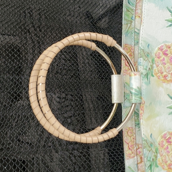 🥳🎈HOST PICK!🎈🥳  🍍🍍 BRAHMIN Mod Bowie Multi Pompano PINEAPPLE HANDBAG 🍍🍍 - Picture 3 of 8